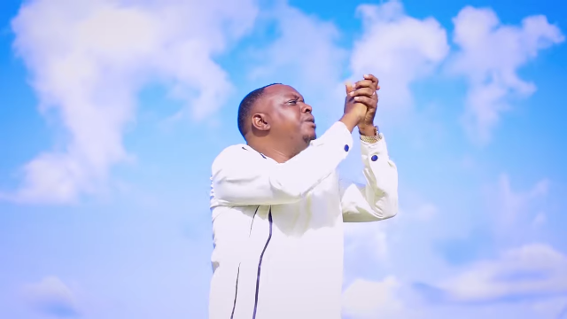 Chris Mwahangila Kwa Mungu Yote Yanawezekana Official Music Video 0 3 screenshot 640x360 1 - Bekaboy