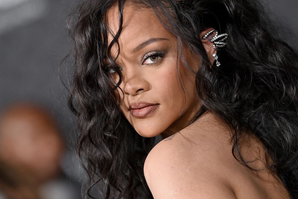 Rihanna Net Worth & Biography 2023