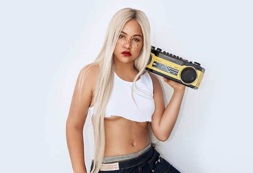 Kat DeLuna - Am I Dreaming Lyrics