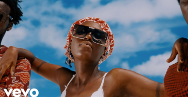 VIDEO Azawi – Ache For You