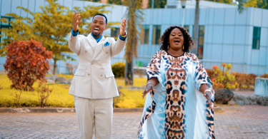 Pastor Amos Ft Upendo Nkone - Salama