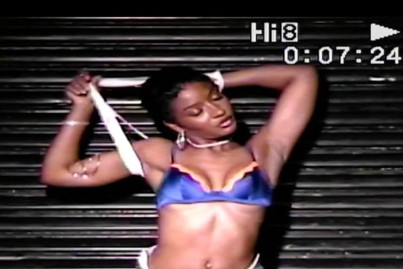 Ayra Starr - Hot Body