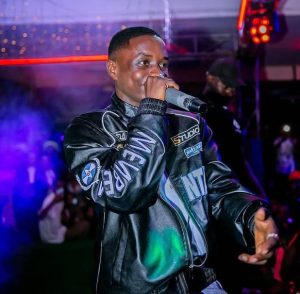 Dogo Paten – Freestyle Ya Mapenzi (Live)