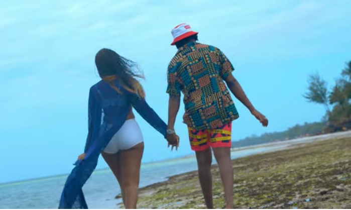 B Classic 006 – Mapozi