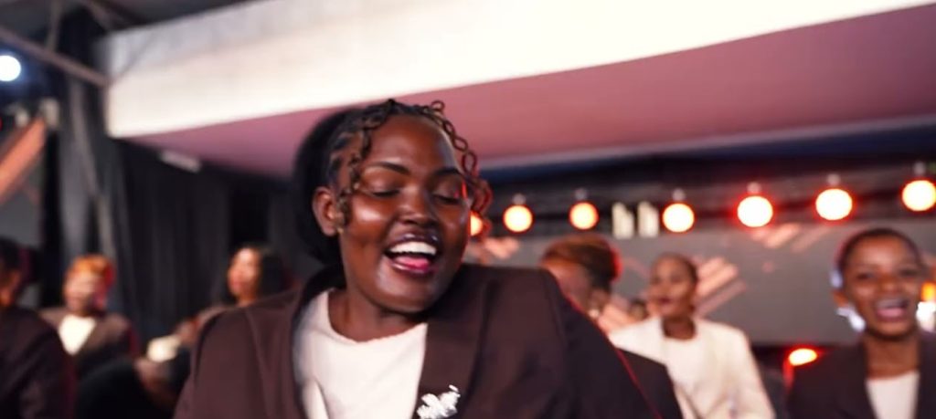 Ufunuo Choir Ft Angel Magoti - Upo Mungu