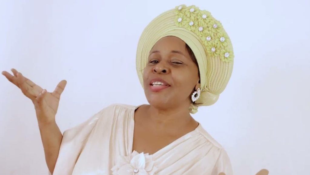 Jennifer Mgendi - Nimemuona Yesu