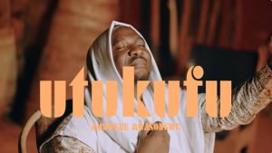 Ambwene Mwasongwe – Utukufu